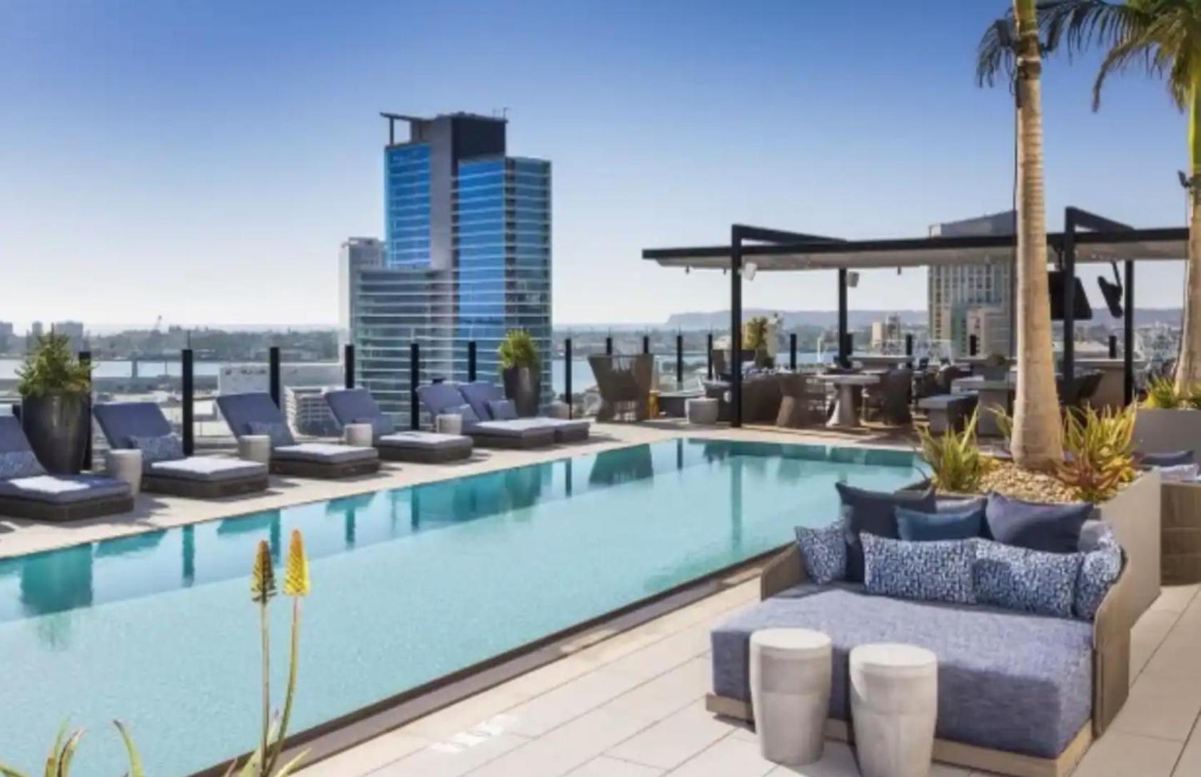 Massive Penthouse Overlooking All Of San Diego Apartment Exterior photo